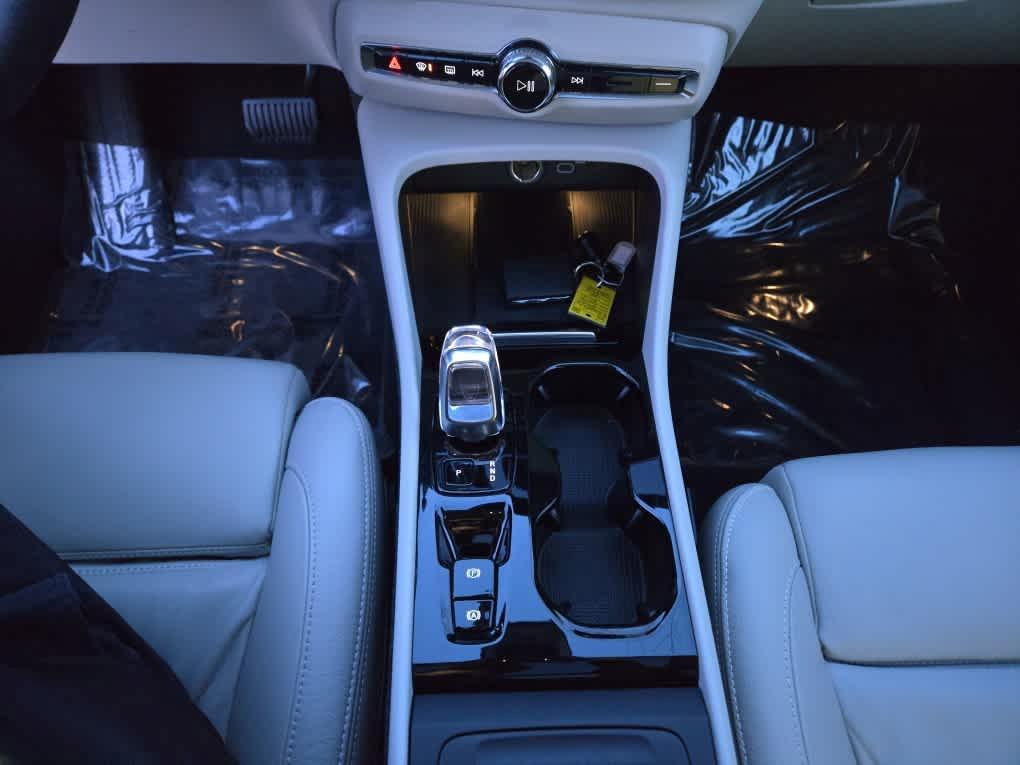 used 2023 Volvo XC40 car, priced at $28,200
