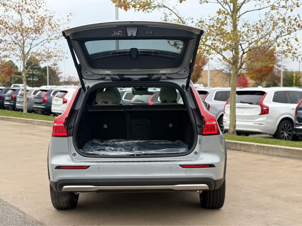 new 2026 Volvo V60 Cross Country car, priced at $62,145