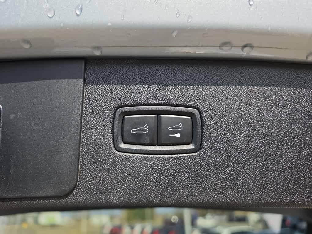 used 2021 Porsche Cayenne car, priced at $34,494