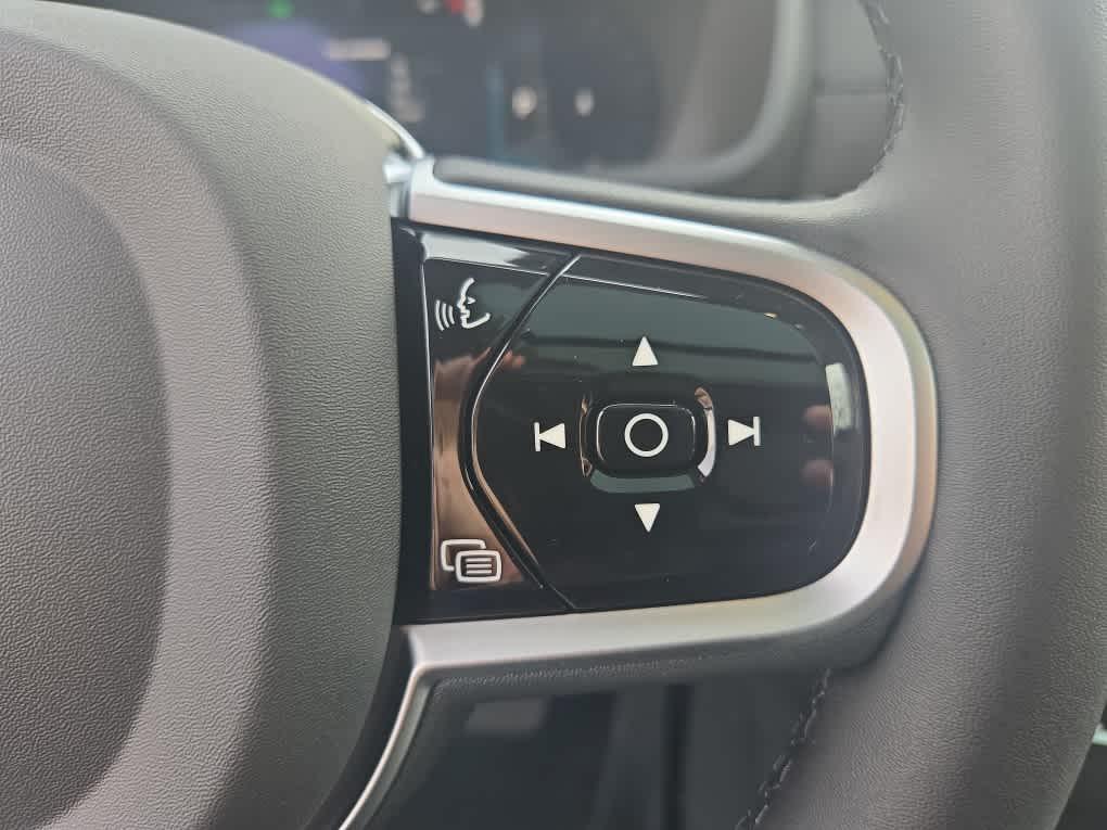 new 2026 Volvo XC90 car, priced at $70,744