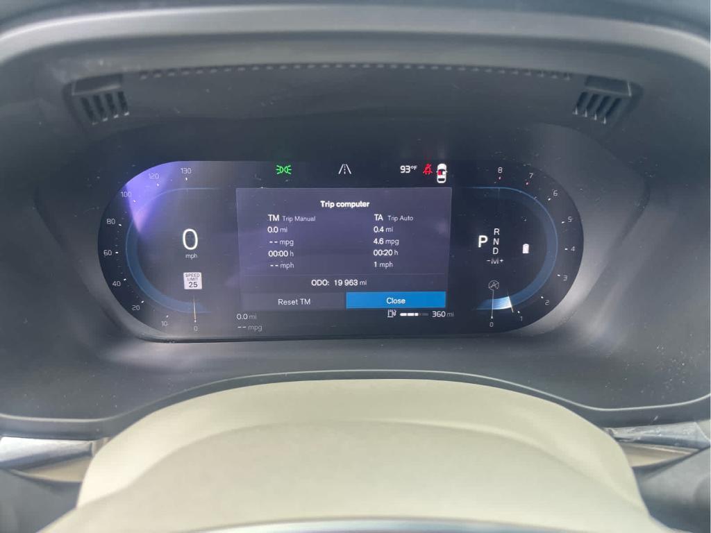 used 2023 Volvo XC60 car, priced at $33,094