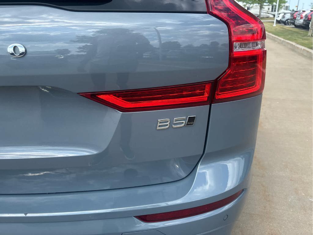 used 2023 Volvo XC60 car, priced at $33,094