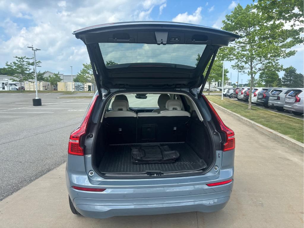 used 2023 Volvo XC60 car, priced at $33,094