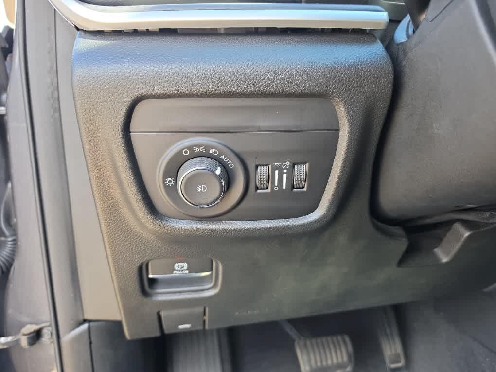 used 2021 Jeep Grand Cherokee L car, priced at $25,094