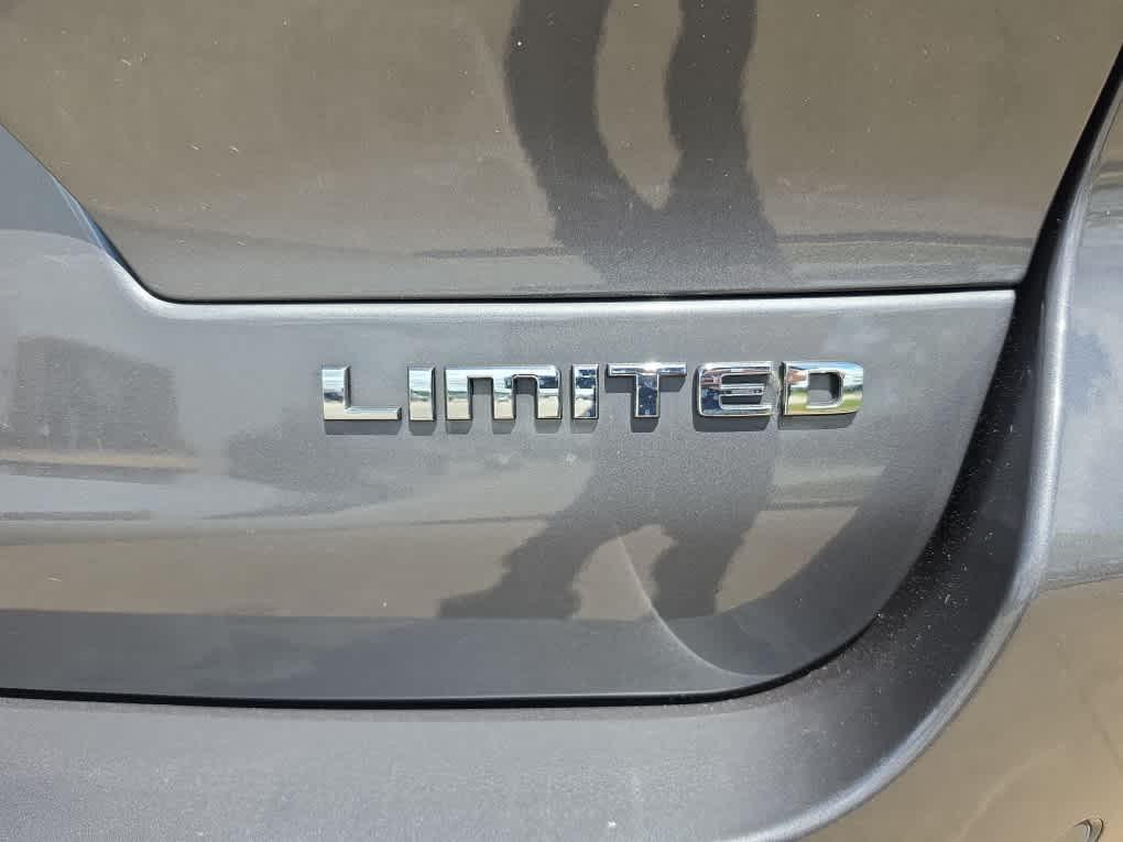 used 2021 Jeep Grand Cherokee L car, priced at $25,094