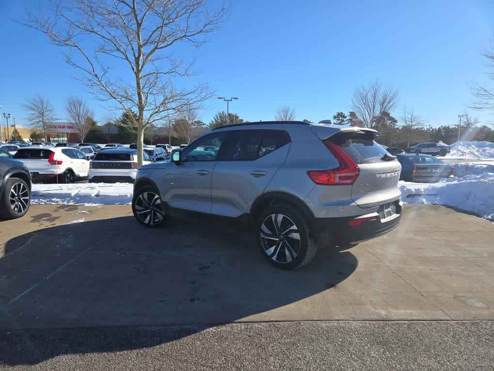 used 2023 Volvo XC40 car, priced at $27,800