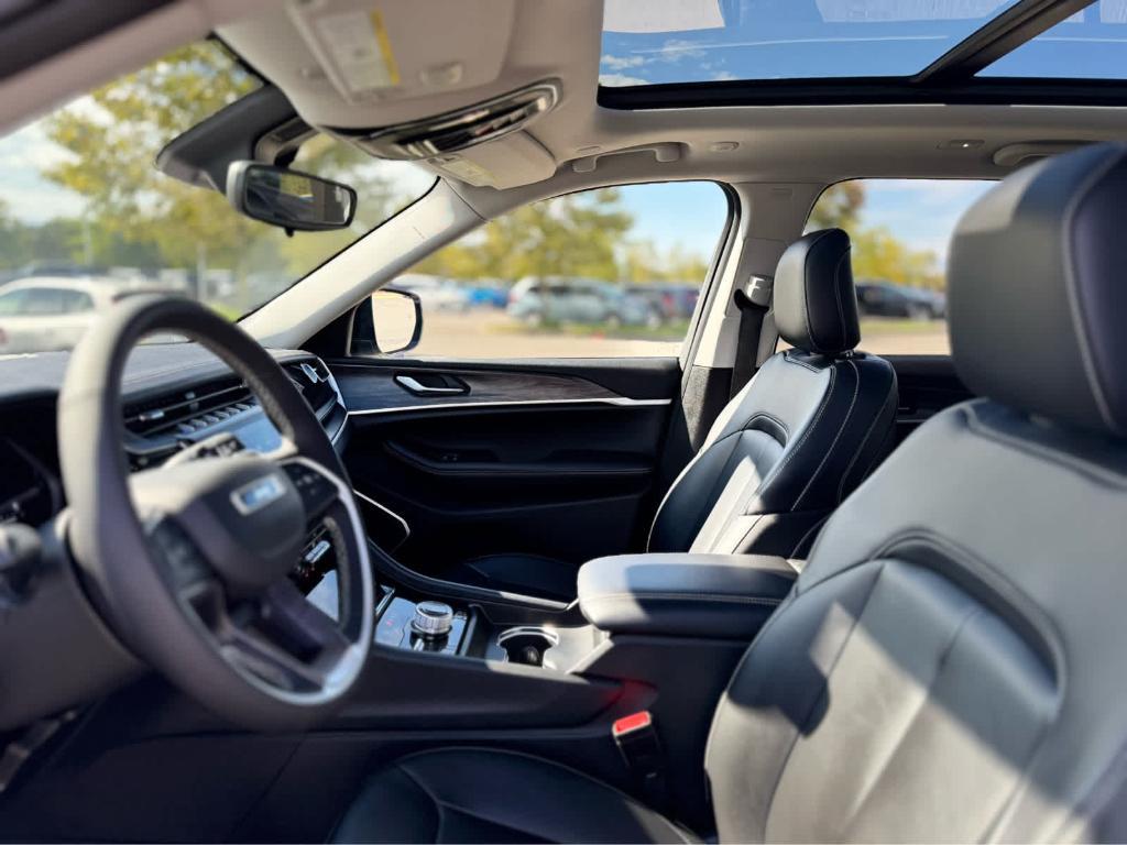 used 2023 Jeep Grand Cherokee 4xe car, priced at $26,800