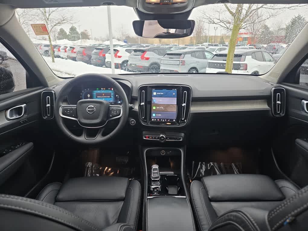 used 2023 Volvo XC40 car, priced at $26,900