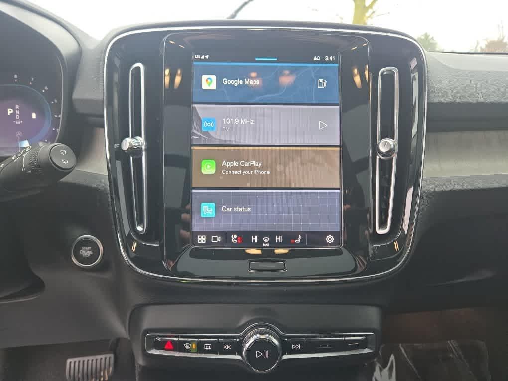 used 2023 Volvo XC40 car, priced at $26,900