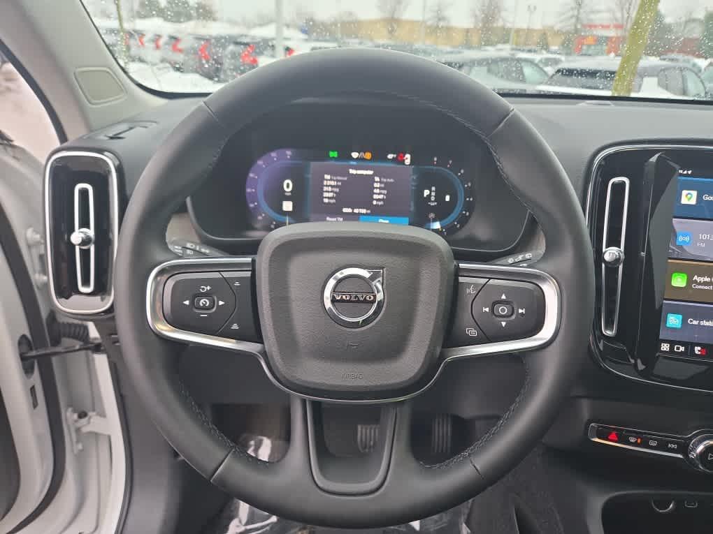 used 2023 Volvo XC40 car, priced at $26,900