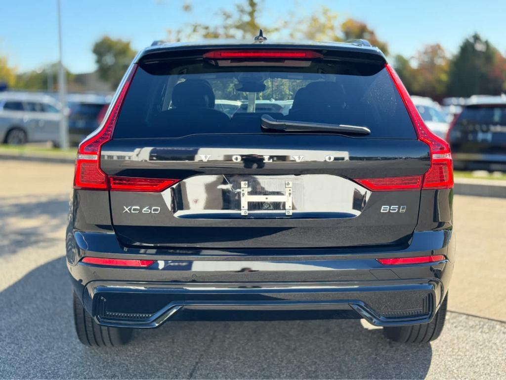 used 2023 Volvo XC60 car, priced at $29,900