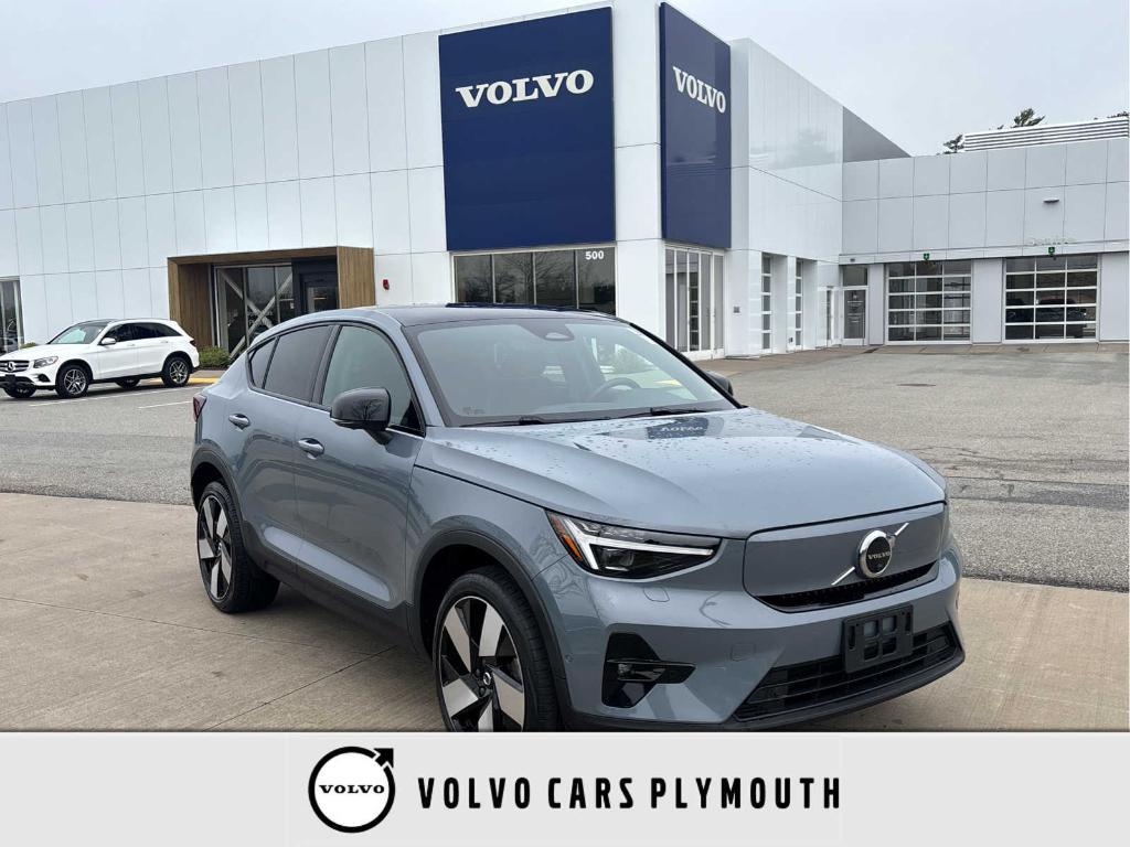 used 2023 Volvo C40 Recharge Pure Electric car, priced at $26,300