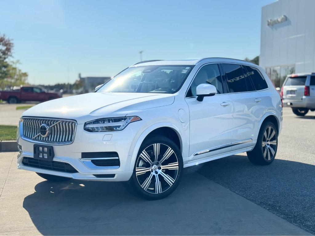 used 2023 Volvo XC90 Recharge Plug-In Hybrid car, priced at $43,996