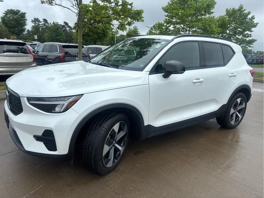 used 2024 Volvo XC40 car, priced at $32,794