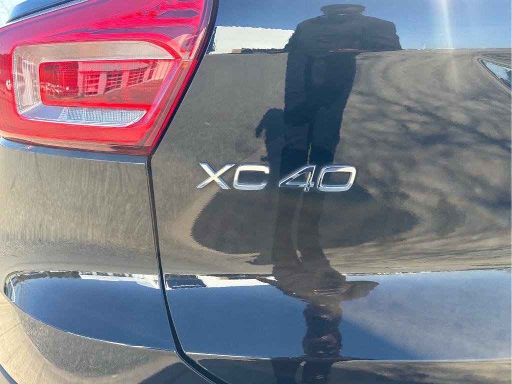 used 2023 Volvo XC40 car, priced at $29,700