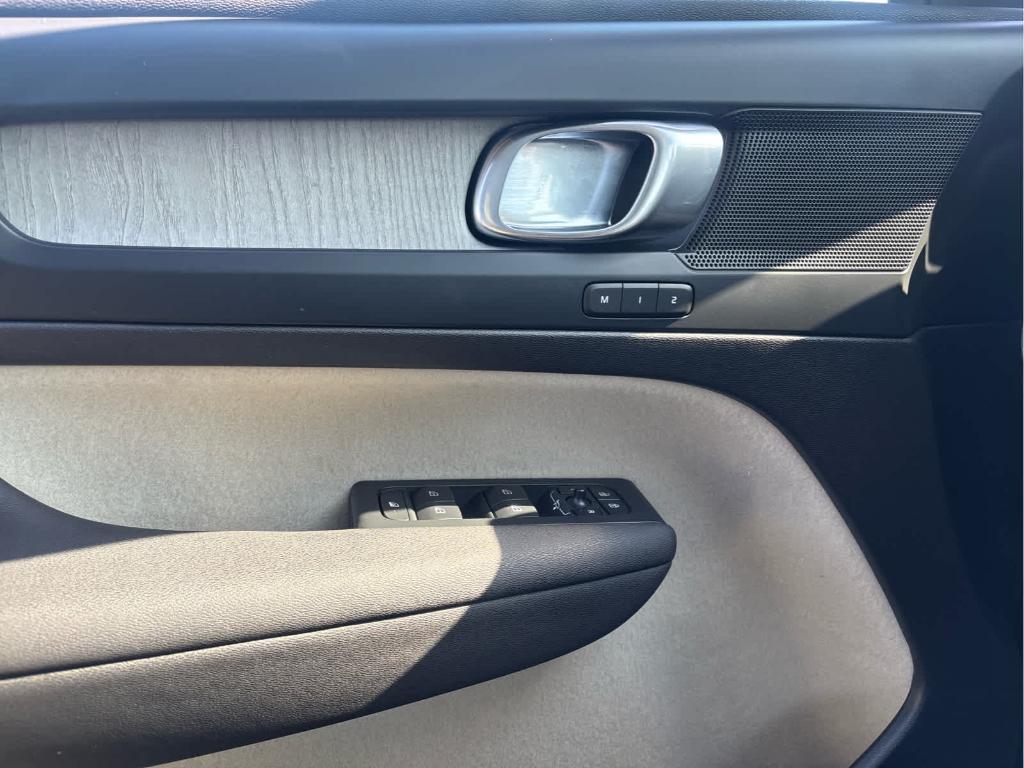 used 2023 Volvo XC40 car, priced at $29,700