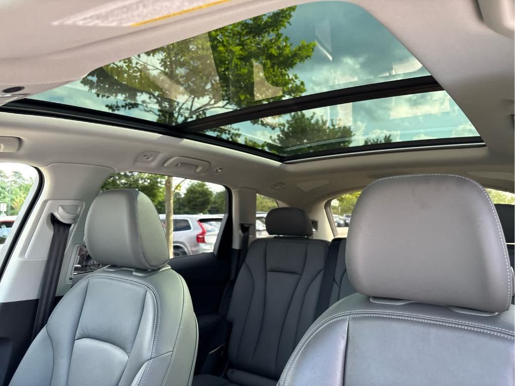 Audi Q7 view 22