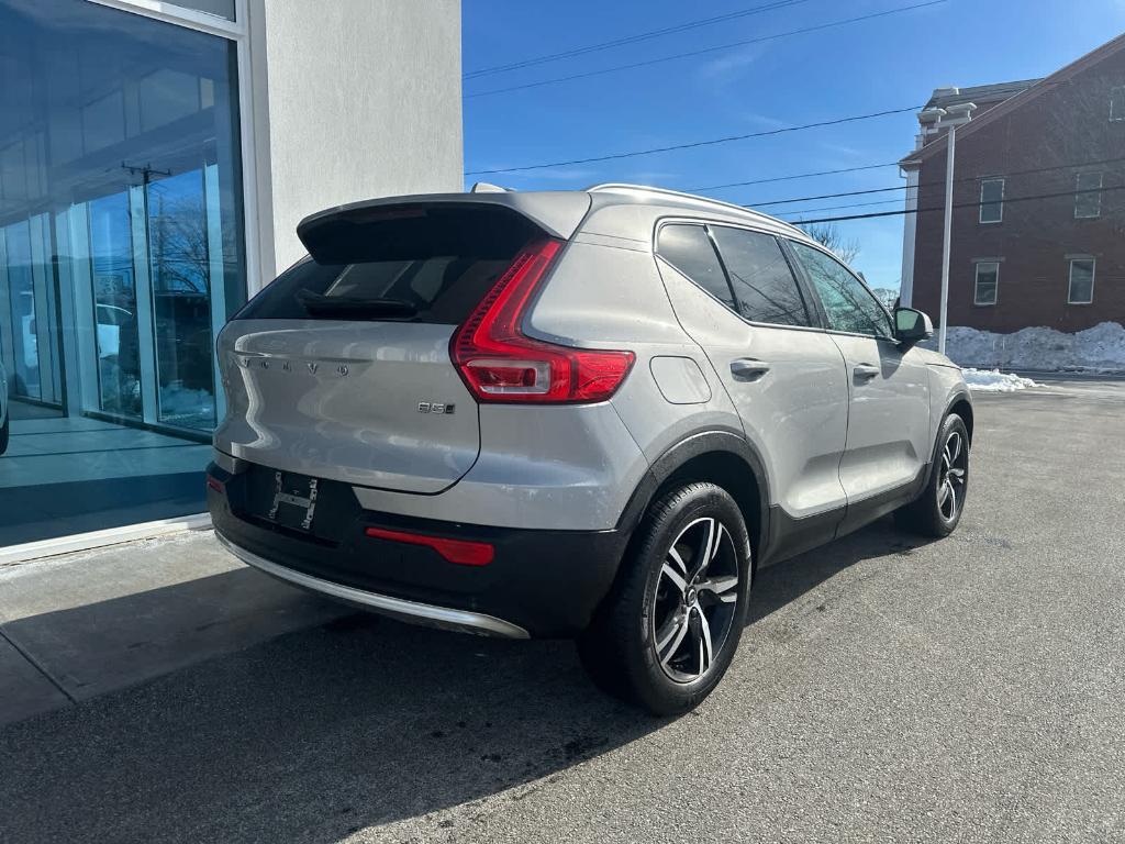 used 2023 Volvo XC40 car