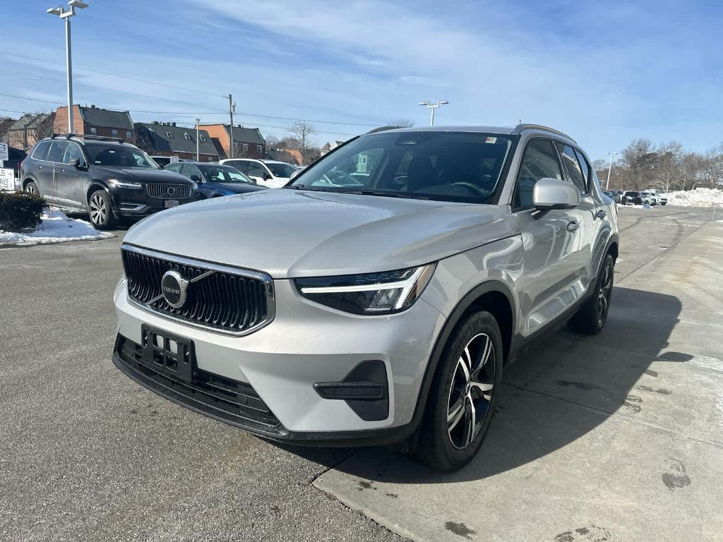 used 2023 Volvo XC40 car