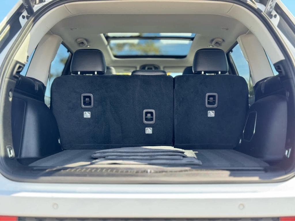 used 2023 Jeep Grand Cherokee 4xe car, priced at $29,200