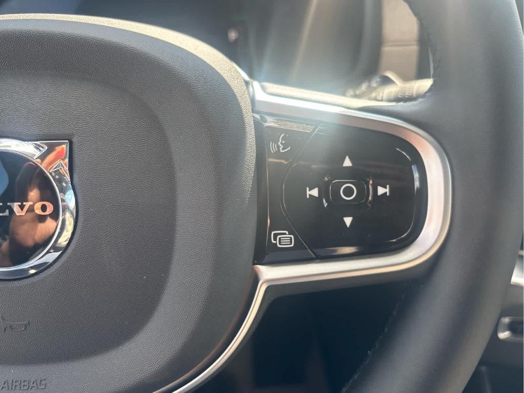 new 2026 Volvo XC90 Plug-In Hybrid car, priced at $84,469