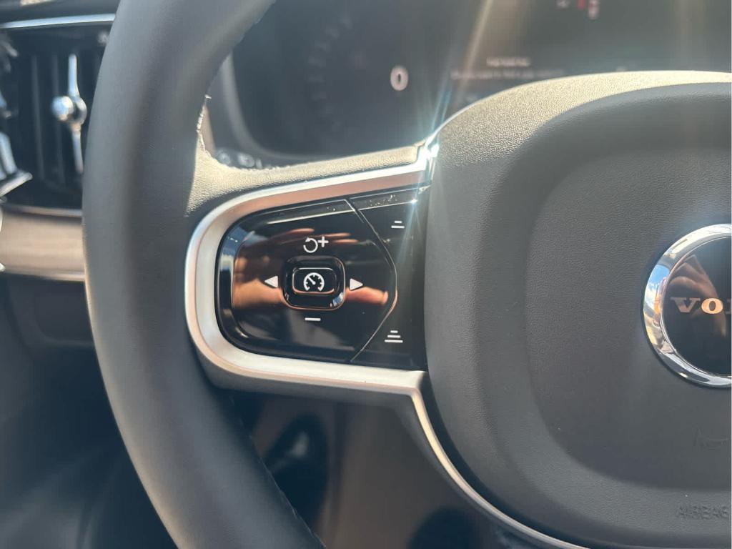 new 2026 Volvo XC90 Plug-In Hybrid car, priced at $84,469