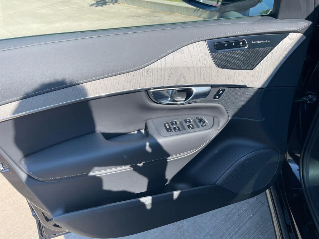 used 2024 Volvo XC90 Recharge Plug-In Hybrid car, priced at $54,596