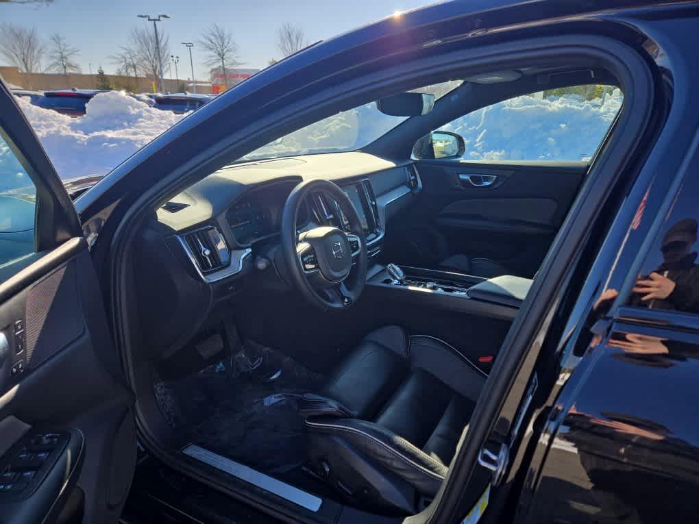 used 2024 Volvo S60 car, priced at $30,994