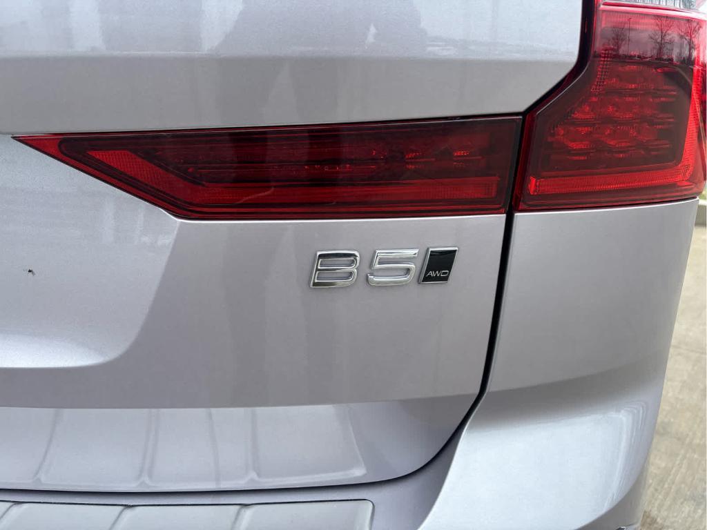 new 2026 Volvo XC60 car, priced at $58,699