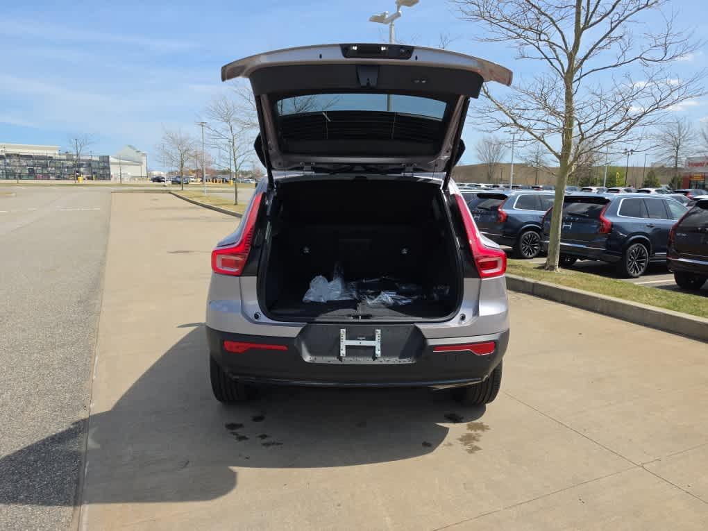 new 2026 Volvo XC40 car, priced at $49,595