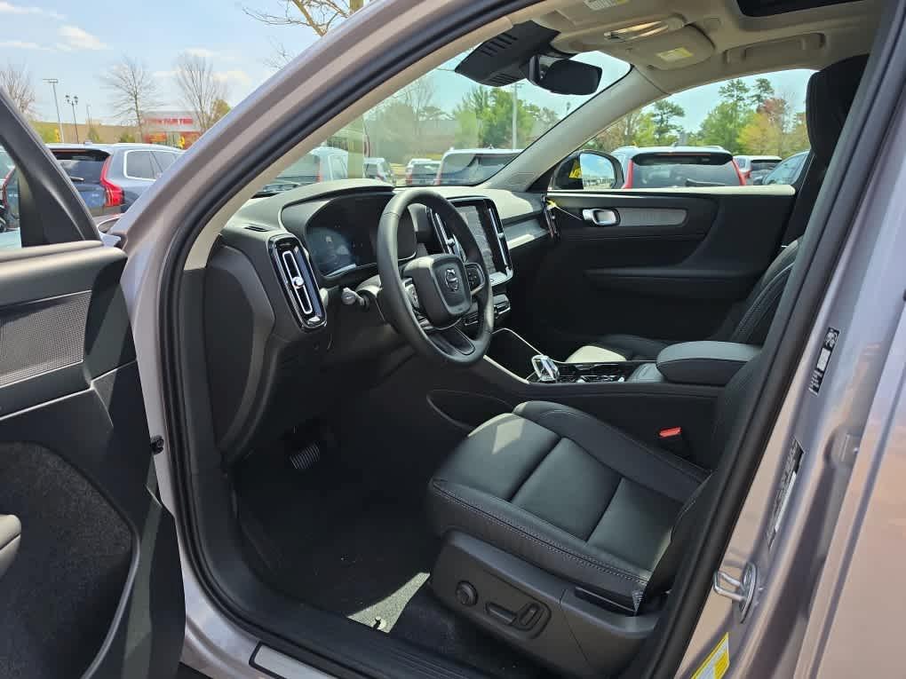 new 2026 Volvo XC40 car, priced at $49,595