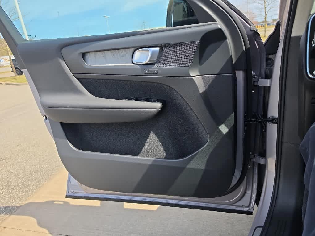 new 2026 Volvo XC40 car, priced at $49,595