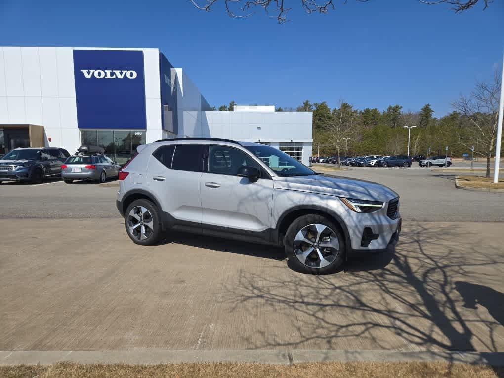 used 2023 Volvo XC40 car, priced at $27,900