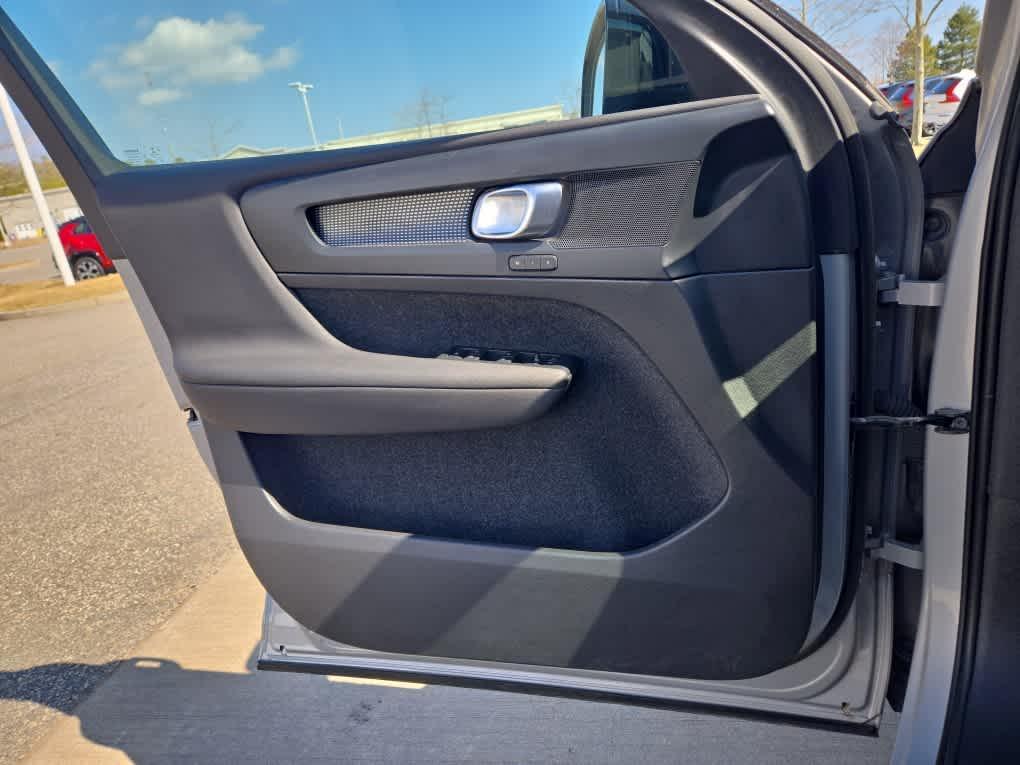 used 2023 Volvo XC40 car, priced at $27,900