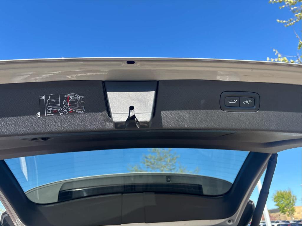 used 2023 Volvo XC90 car, priced at $37,994