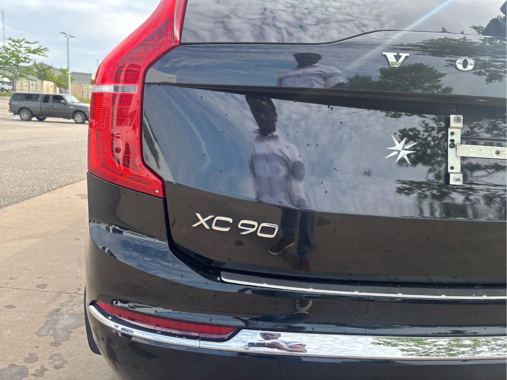 used 2024 Volvo XC90 car, priced at $37,094