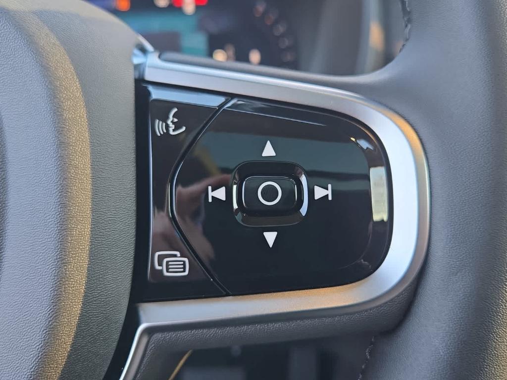 new 2026 Volvo XC90 car, priced at $72,387