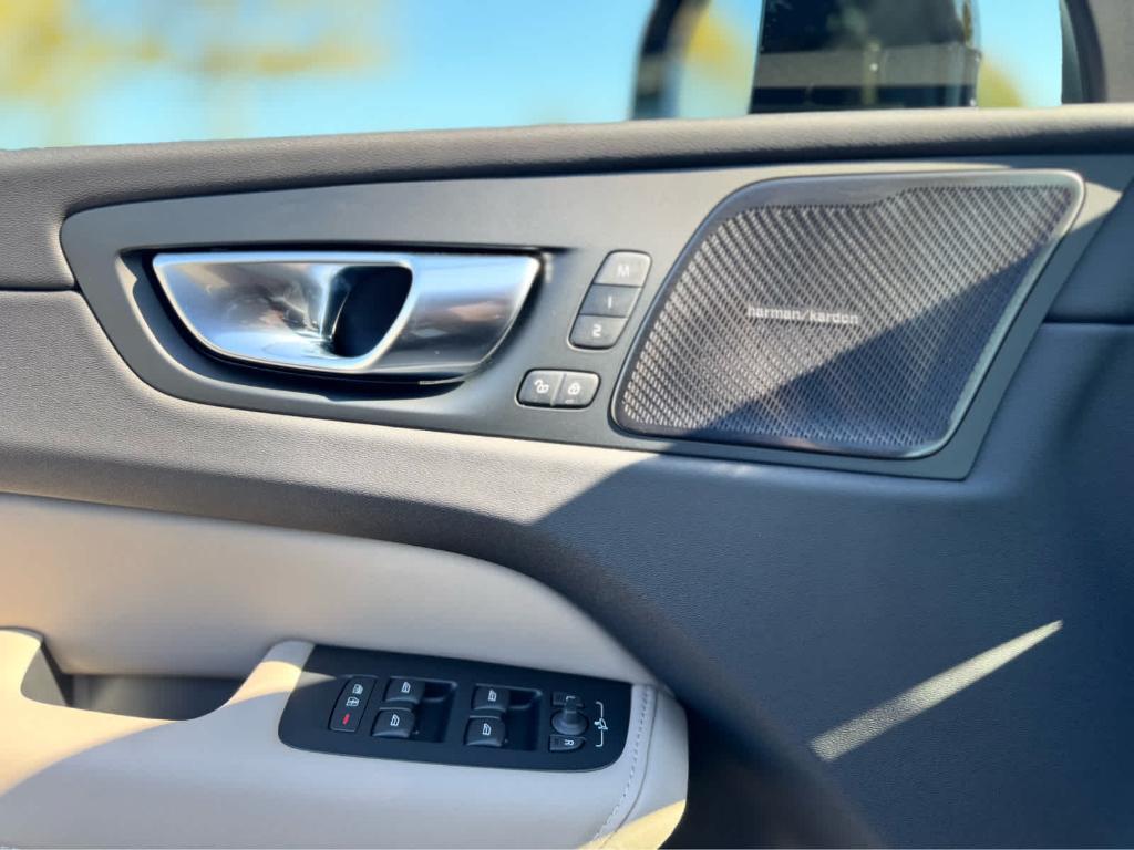 new 2026 Volvo XC60 car, priced at $59,754