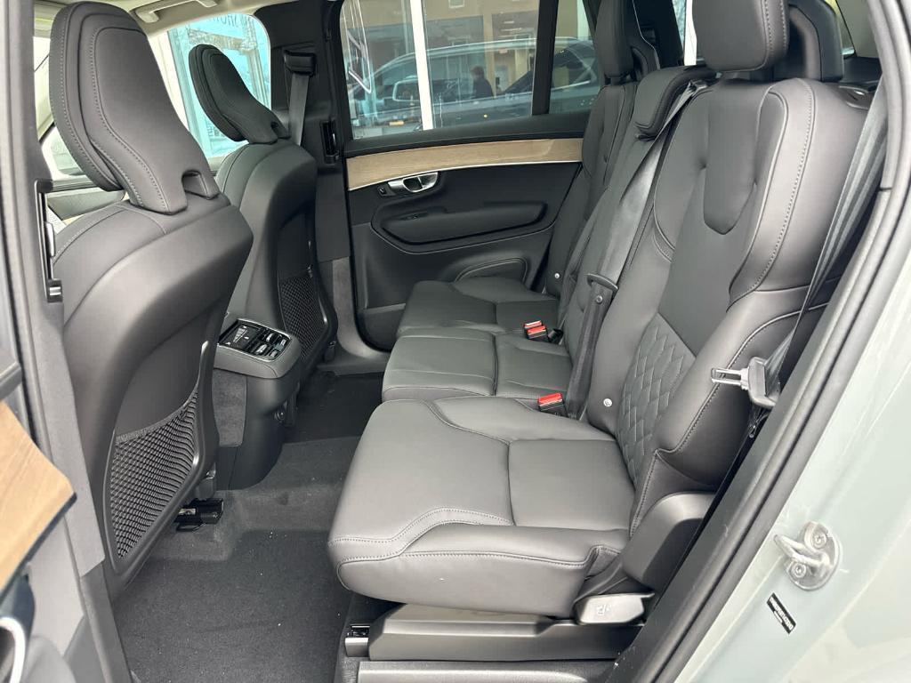 new 2026 Volvo XC90 car, priced at $71,999