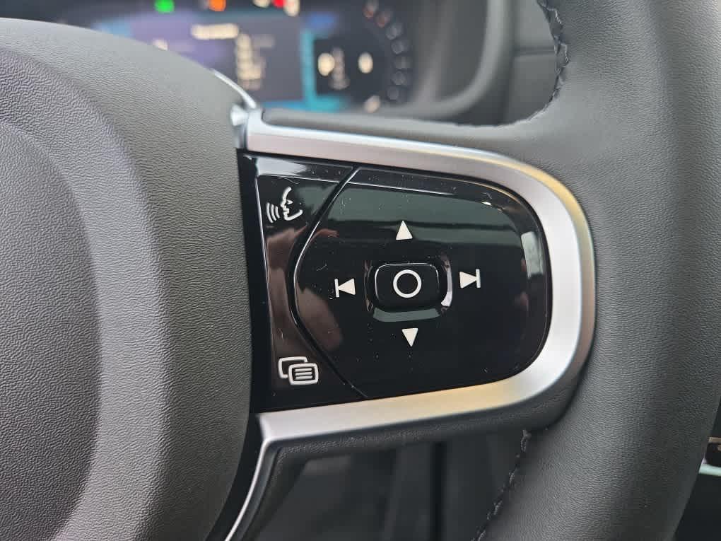 new 2026 Volvo XC90 car, priced at $73,424