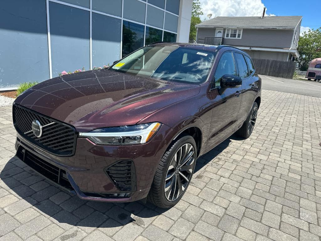 new 2026 Volvo XC60 car, priced at $71,479