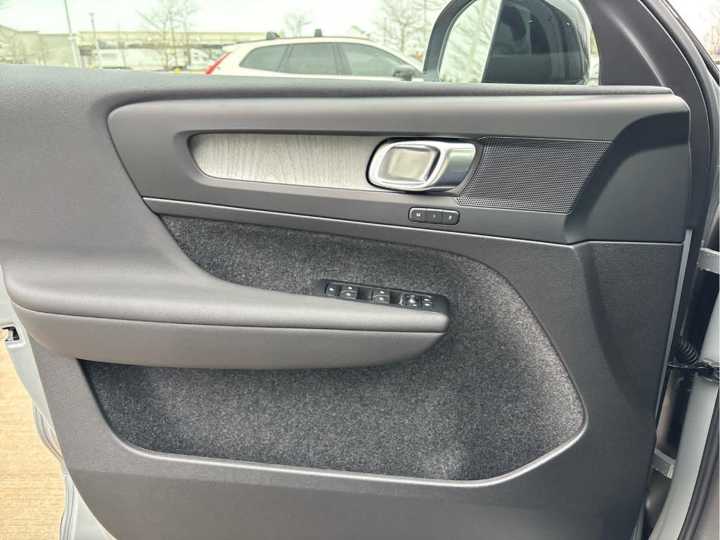 new 2026 Volvo XC40 car, priced at $50,045