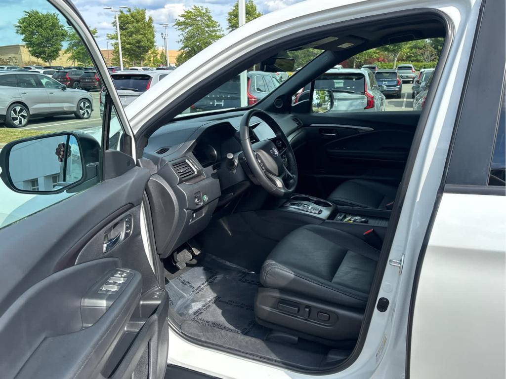 used 2021 Honda Passport car, priced at $27,794