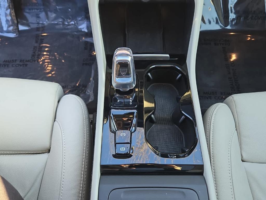 used 2023 Volvo XC40 car, priced at $31,500