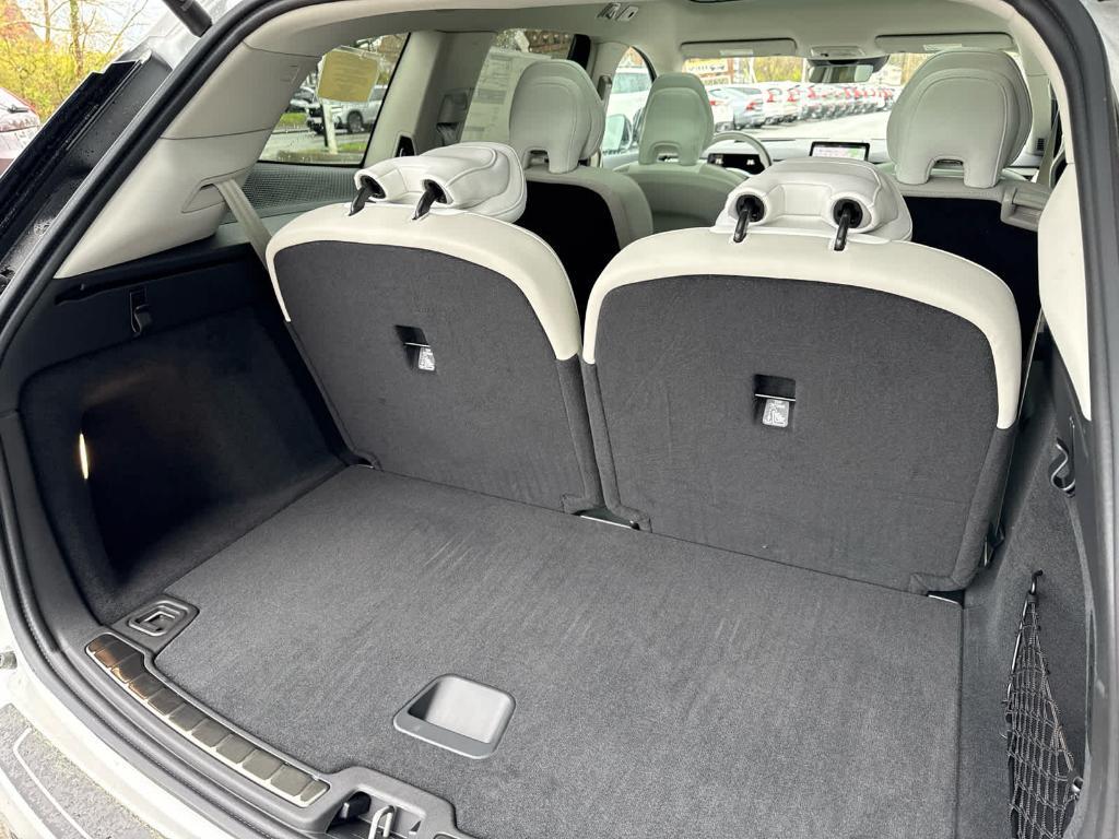 new 2026 Volvo EX90 car, priced at $84,184
