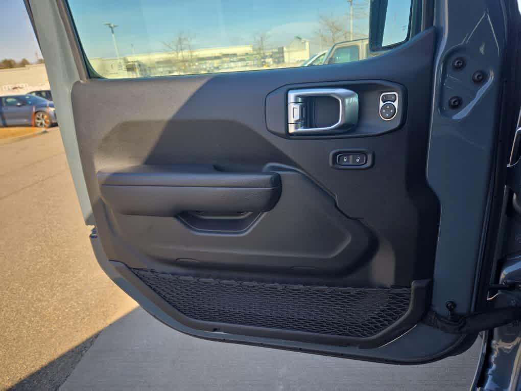 used 2024 Jeep Wrangler 4xe car, priced at $31,500