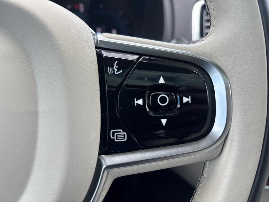 used 2023 Volvo XC90 car, priced at $40,700