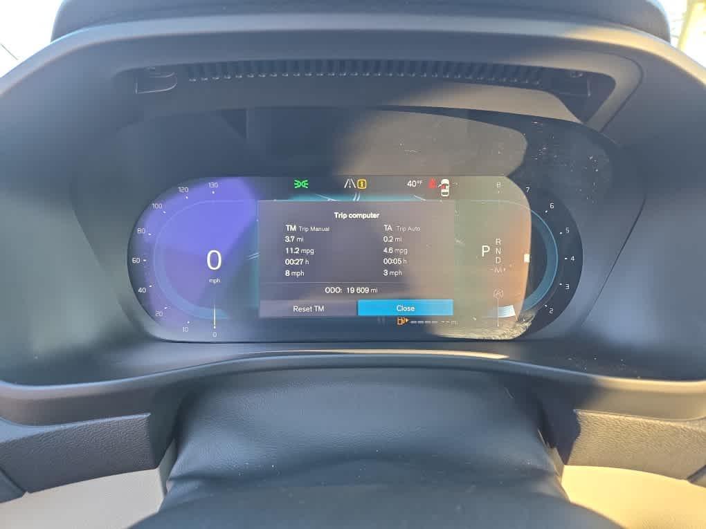 used 2023 Volvo XC40 car, priced at $28,900