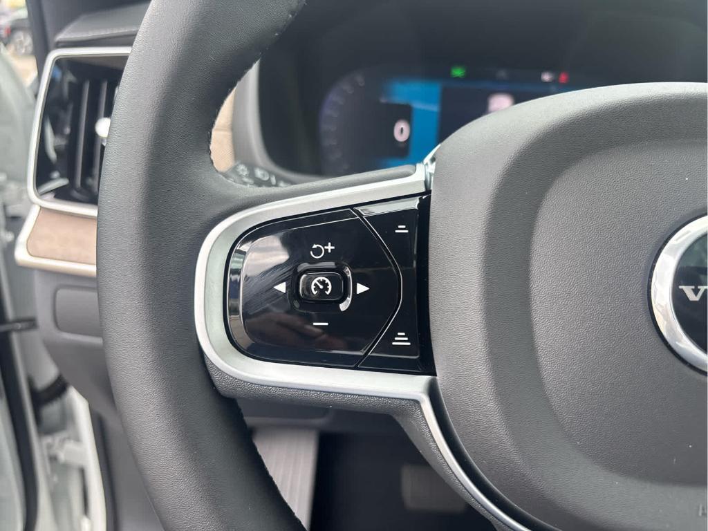 new 2026 Volvo XC90 car, priced at $72,539