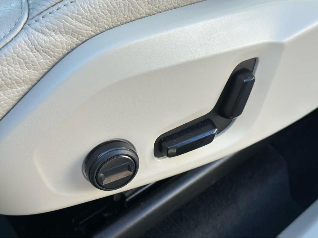 used 2023 Volvo XC90 Recharge Plug-In Hybrid car, priced at $44,296